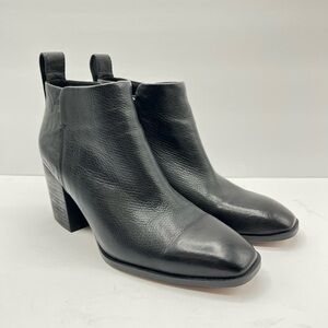 Vionic Women’s Size 8 Lyssa Boot Black Distressed Leather Classic Booties